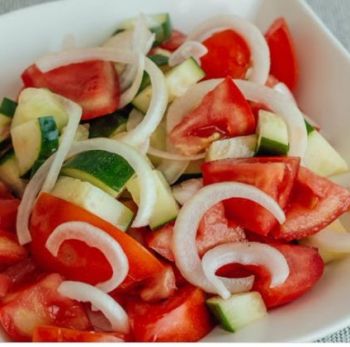 FAMILY FOOD  Свежий салат (200гр) 